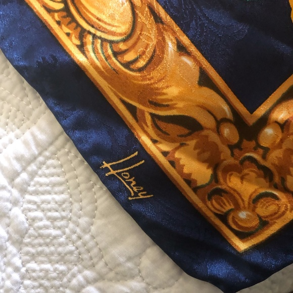 Bright floral scarf by Honey - Picture 2 of 3